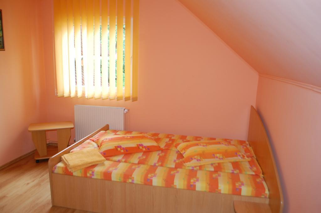 Villa Casa Kiss Sovata Habitación foto