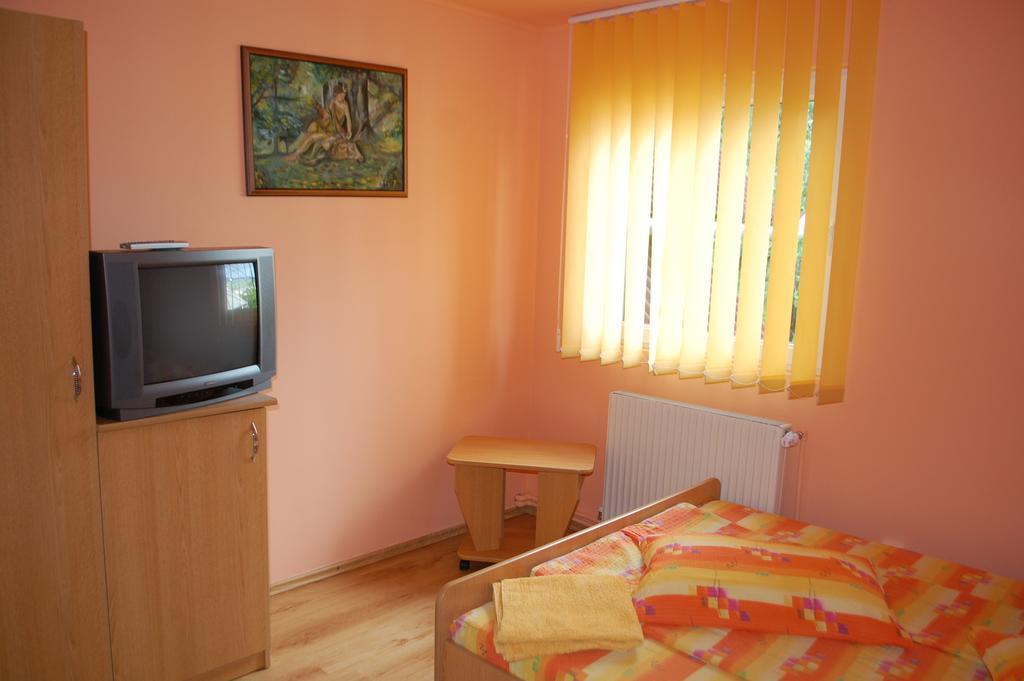 Villa Casa Kiss Sovata Habitación foto